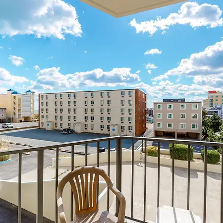 Royal Hawaiian Apartment
