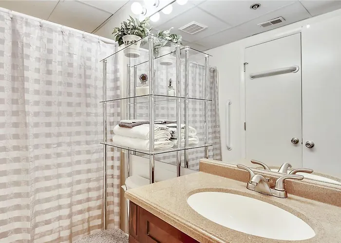 Royal Hawaiian Apartment